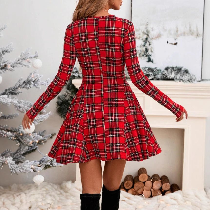 Vintage women's plaid slim fit mid-length dress with mid waist and art retro style