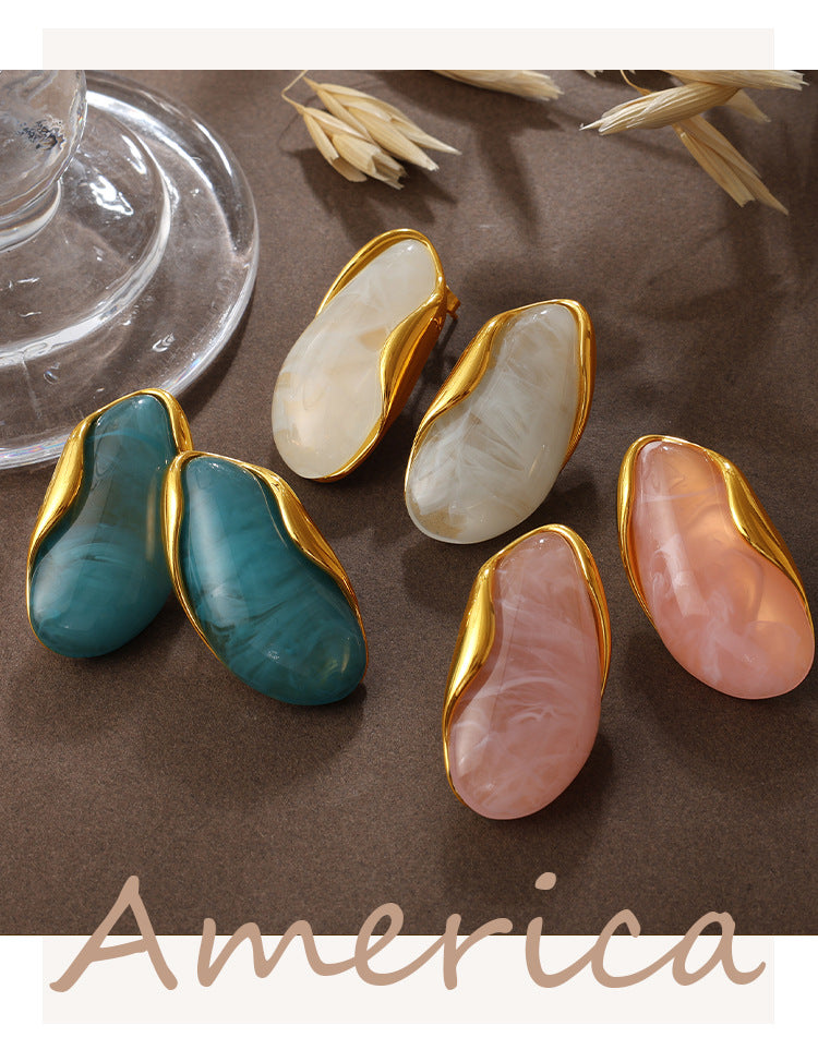 Retro Irregular Amber Powder-white-blue Gradient Gold-edge Earrings With Gold Trim - Non-fading, 18K Gold Plated, Unique Ear Jewelry For The Fashion-forward.