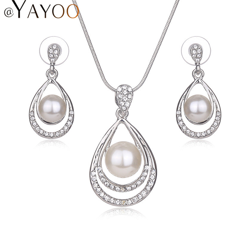 Women’s Pearl Earrings and Necklace Jewelry Set in Gold or Silver - Wazzi's Wear