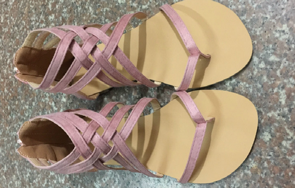 Women’s Criss Cross Flat Roman Sandals with Closed Heel - Wazzi's Wear