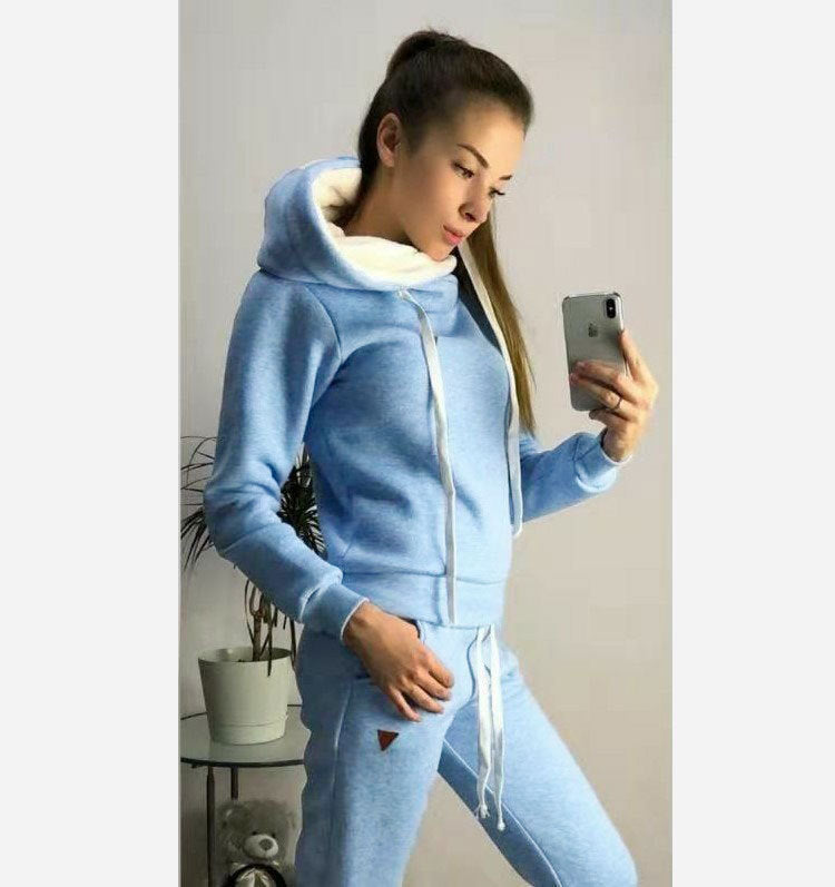 Women’s Solid Colour Fleece-Lined Sweatsuit