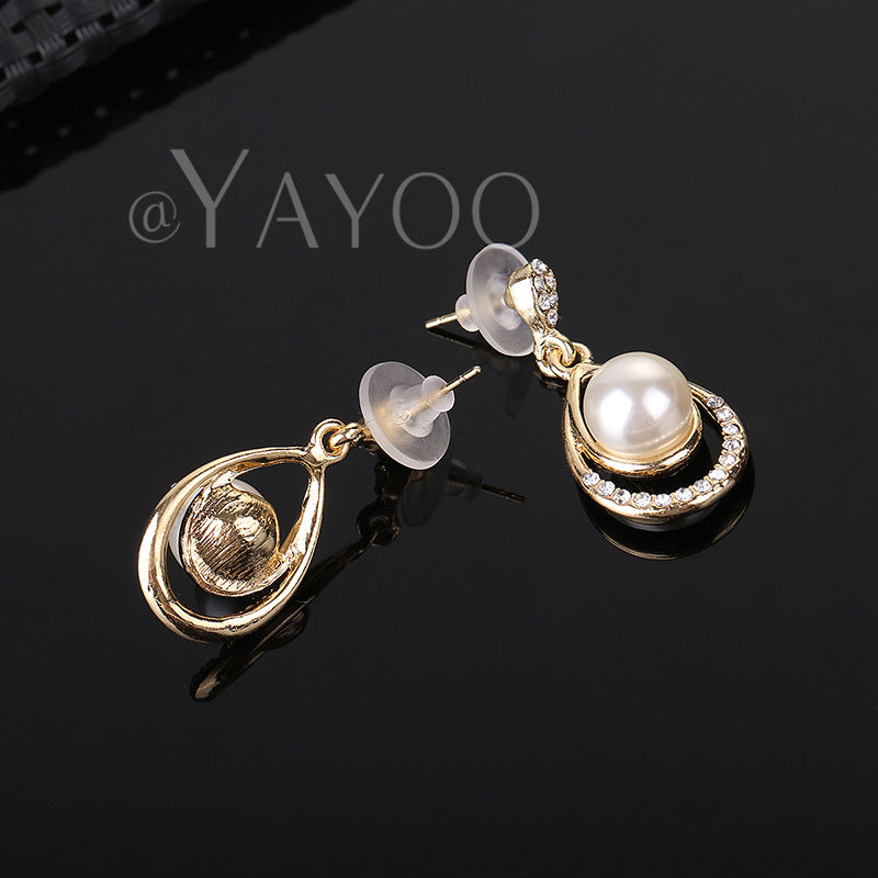 Women’s Pearl Earrings and Necklace Jewelry Set in Gold or Silver - Wazzi's Wear