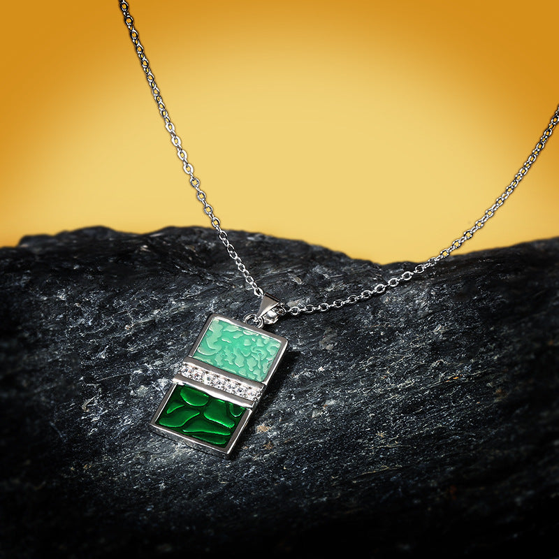 Luxury Round Rectangle Pendant Green Enamel Gemstone