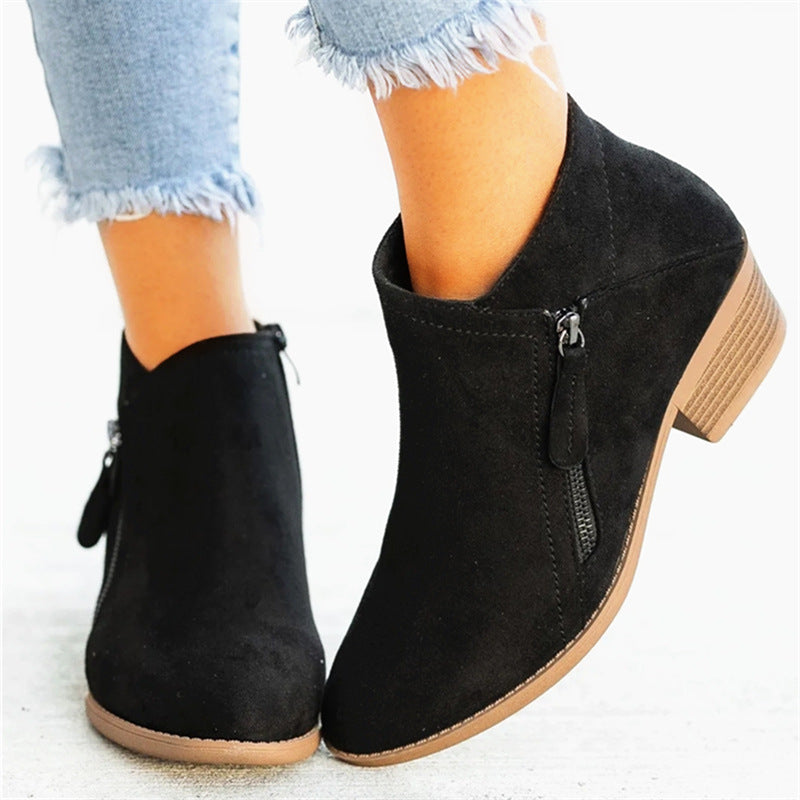 Women’s Ankle Boots with Short Thick Heel and Pointed Toe