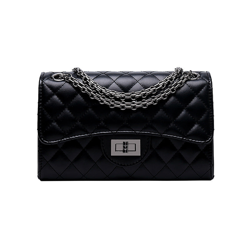 Women’s Elegant Quilted Shoulder Bag with Clasp and Chain Strap