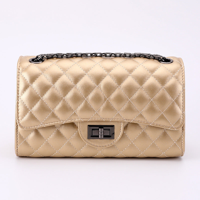 Women’s Elegant Quilted Shoulder Bag with Clasp and Chain Strap