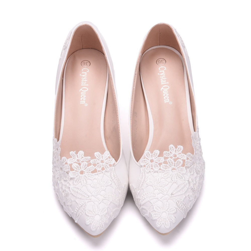 Women's White Short Stiletto Heel Wedding Shoes with Pointed Toe and Lace Flowers