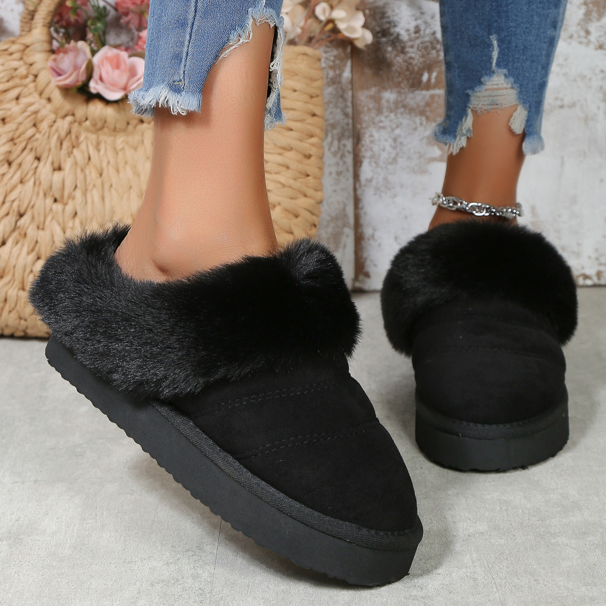 Women’s Fleece-Lined Platform Slippers