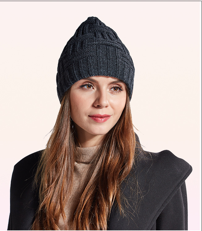 Warm Knit Toque with Bluetooth Connection - Wazzi's Wear