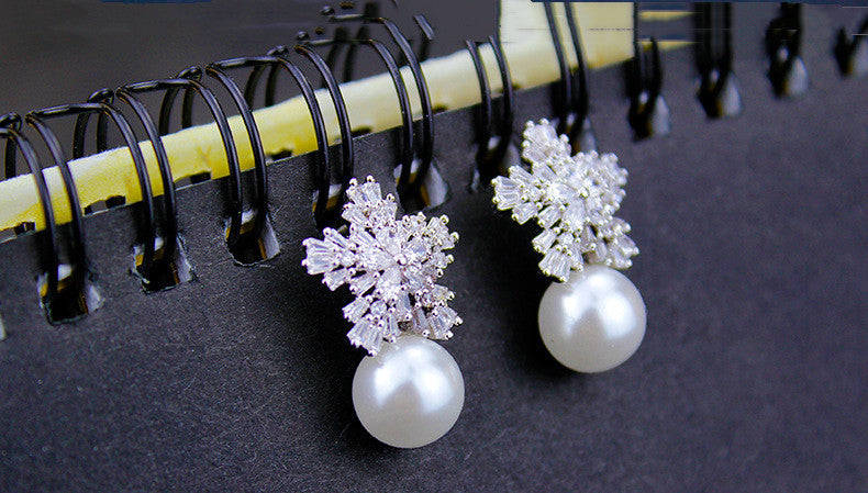 Snowflake Diamond and Pearl Studded Zircon Earrings in 3 Colors - Wazzi's Wear