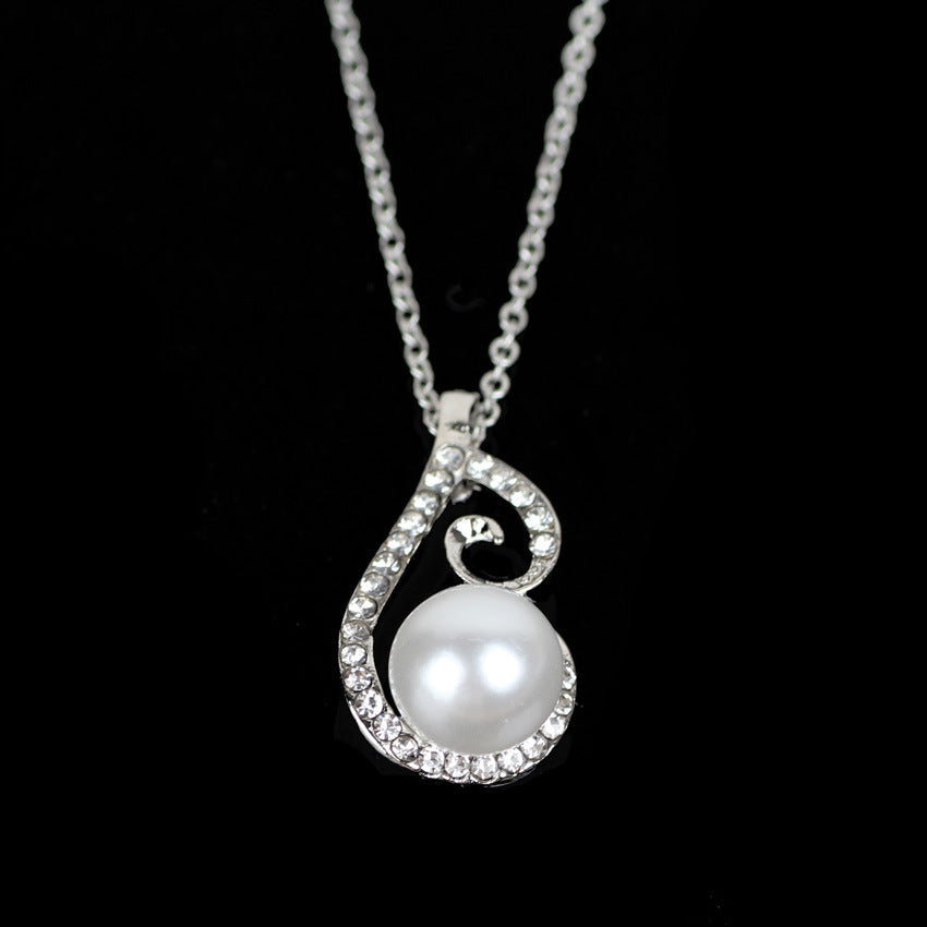 Women’s Rhinestone Diamond and Pearl Drop Necklace and Earrings Set - Wazzi's Wear