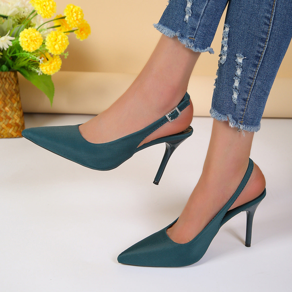 Stilettos de tacón alto con punta puntiaguda para mujer en 2 colores