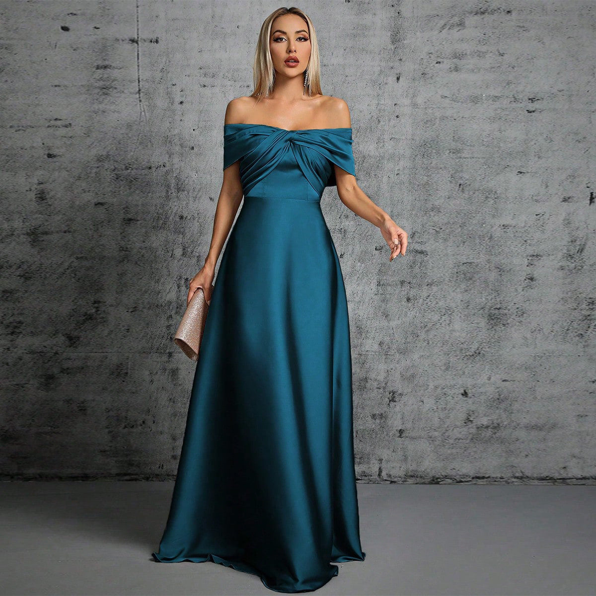 New Off-shoulder Sexy Cocktail Party Christmas Party Bottoming Dress