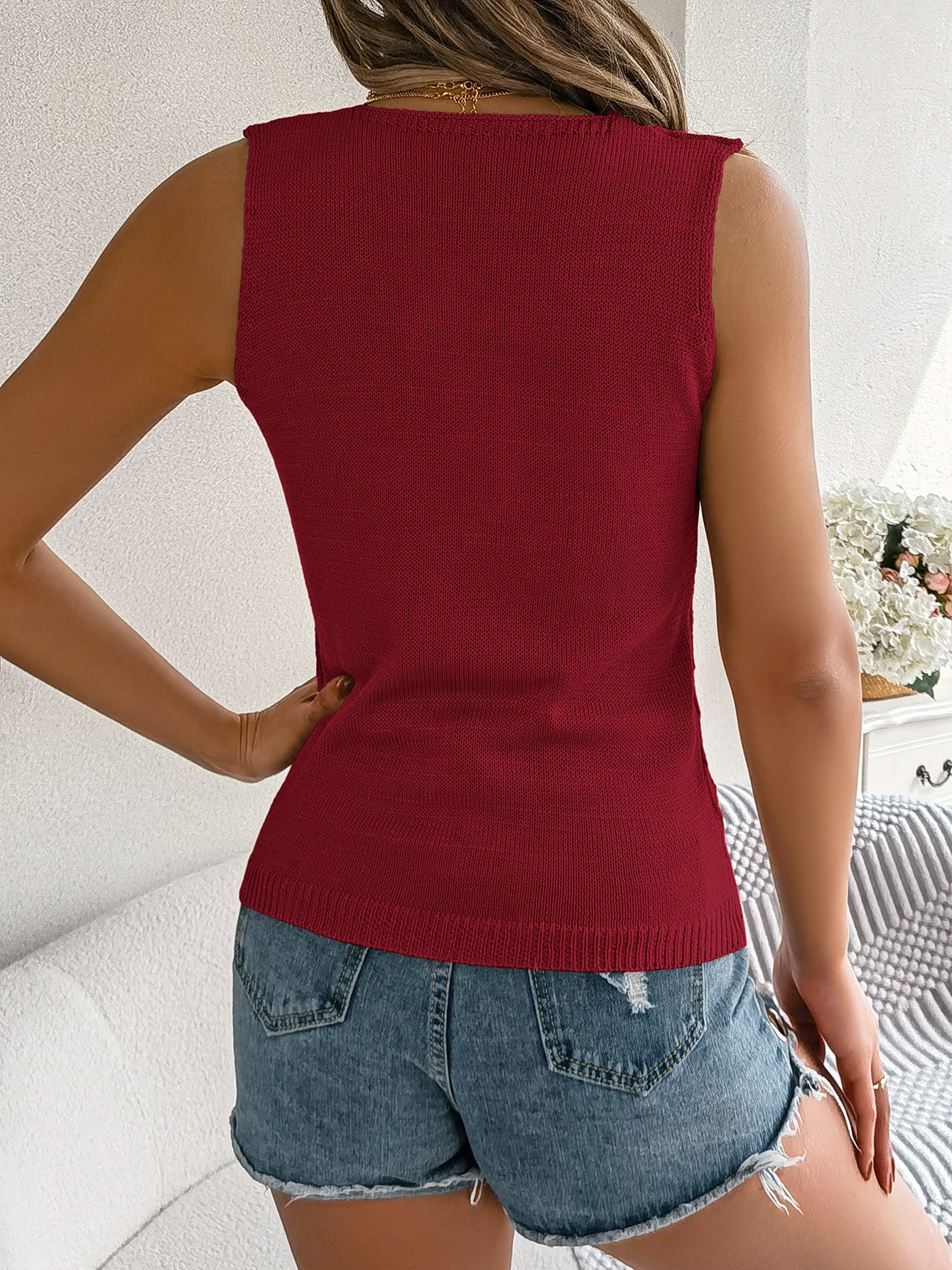 Women S Solid Color Button V-Neck Hollow Out Sleeveless Knit Vacation Top
