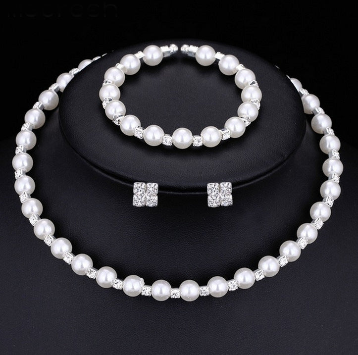 Women’s Pearl and Crystal 3-Piece Jewellery Set - Wazzi's Wear