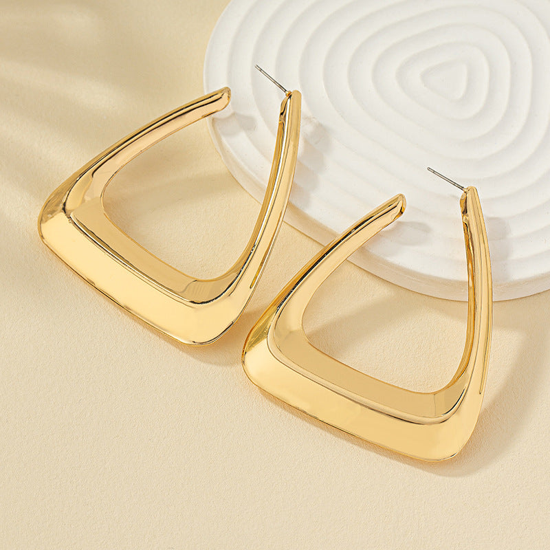 Women’s U-Shaped Metal Earrings - Wazzi's Wear