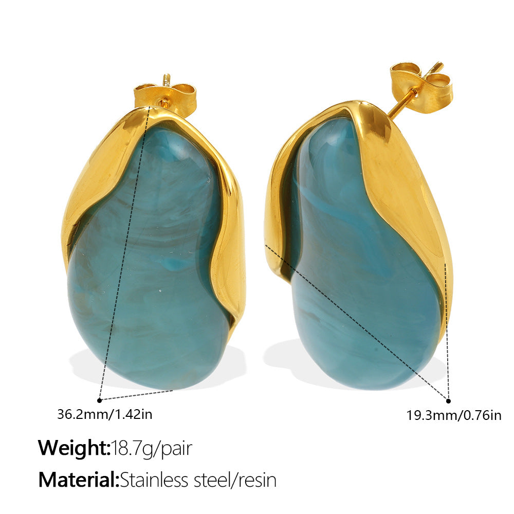 Retro Irregular Amber Powder-white-blue Gradient Gold-edge Earrings With Gold Trim - Non-fading, 18K Gold Plated, Unique Ear Jewelry For The Fashion-forward.