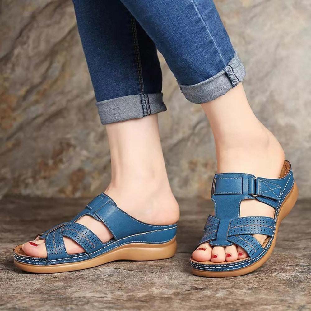 Women’s Cross-Strap Flat Heel Sandals in 5 Colors
