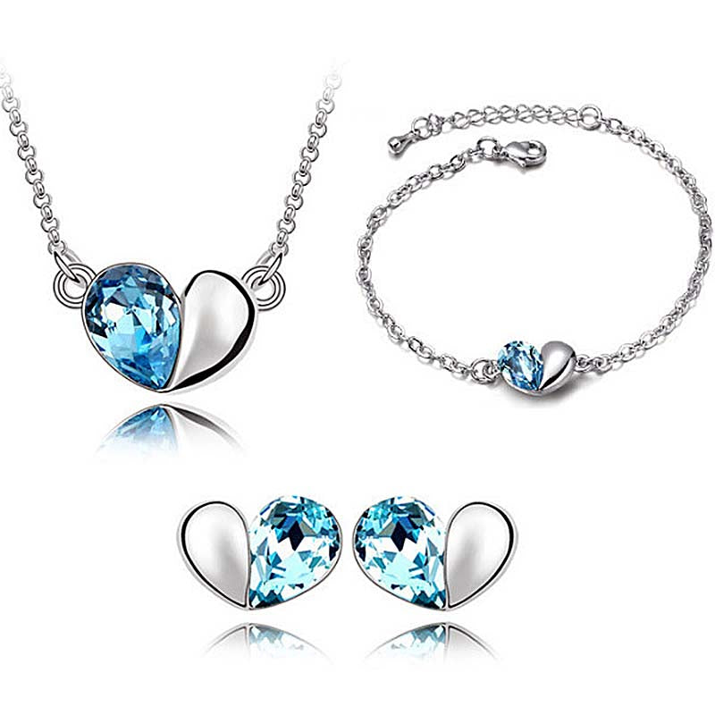 Crystal Heart Necklace, Bracelet and Earring Jewelry Set in 2 Colors - Wazzi's Wear