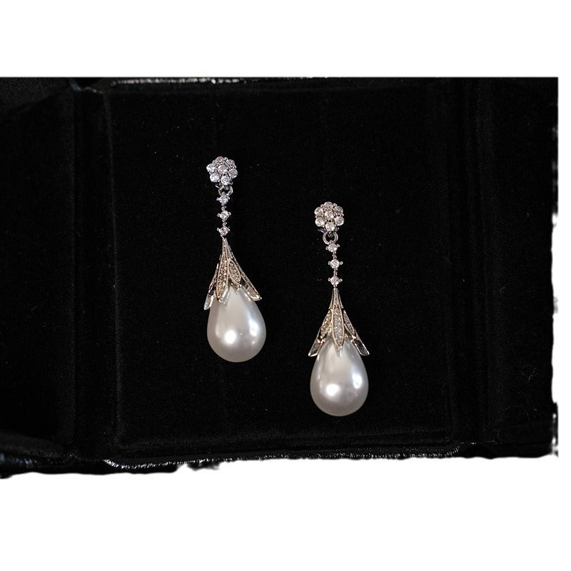 Elegant Pearl Drop Earrings