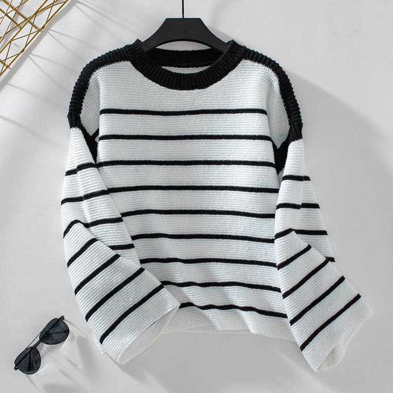 Women's Loose Fit Round Neck Striped Sweater