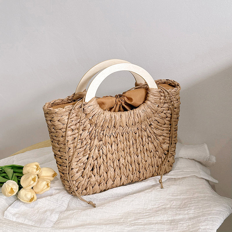 Sac de mode en paille avec poignée ronde en bois en 2 couleurs