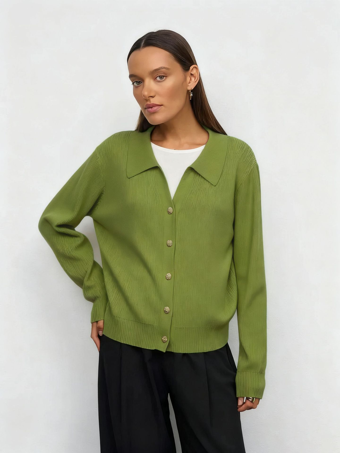 Women's V-neck Casual Fashionable Knitted Cardigan