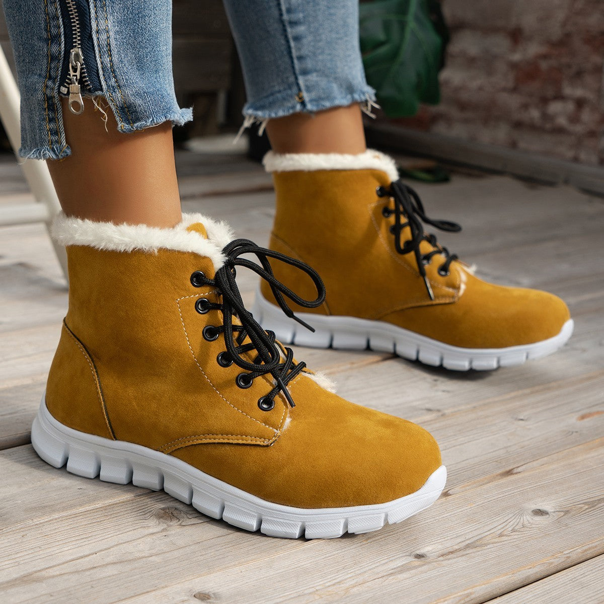 Women's Lace-Up Flat Sole Plush Ankle Boots