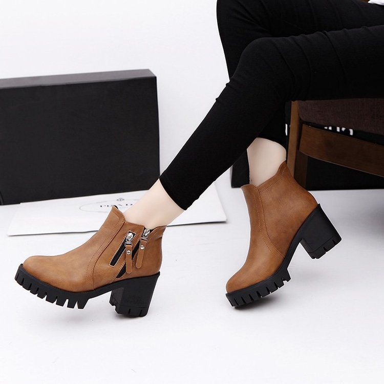 Women’s Chunky Heel Round Toe Side Zipper Ankle Boots in 3 Colors - Wazzi's Wear