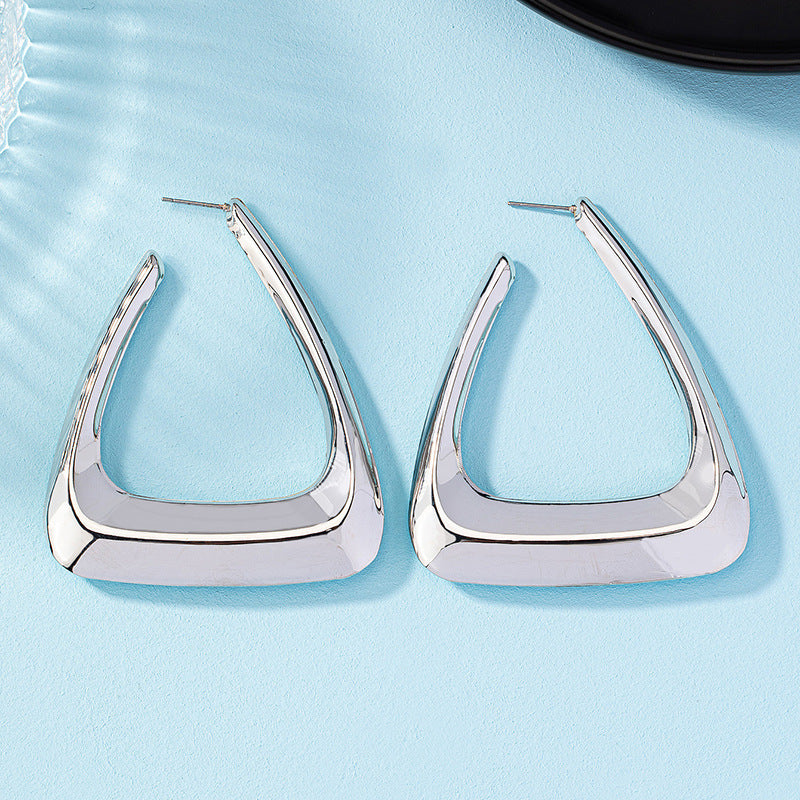 Women’s U-Shaped Metal Earrings - Wazzi's Wear