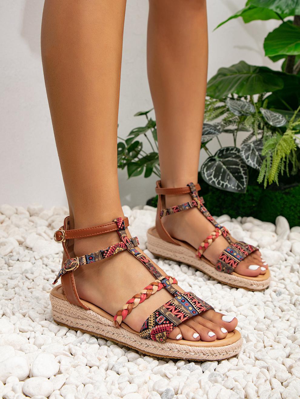 Women’s Bohemian Ethnic Roman Flat Heel Sandals