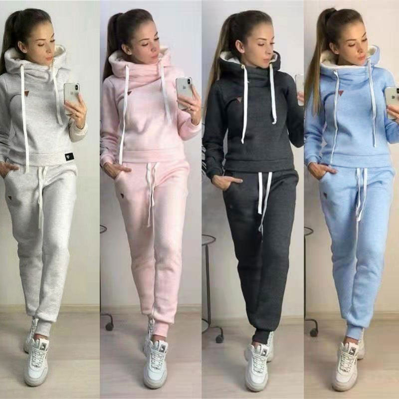 Women’s Solid Colour Fleece-Lined Sweatsuit