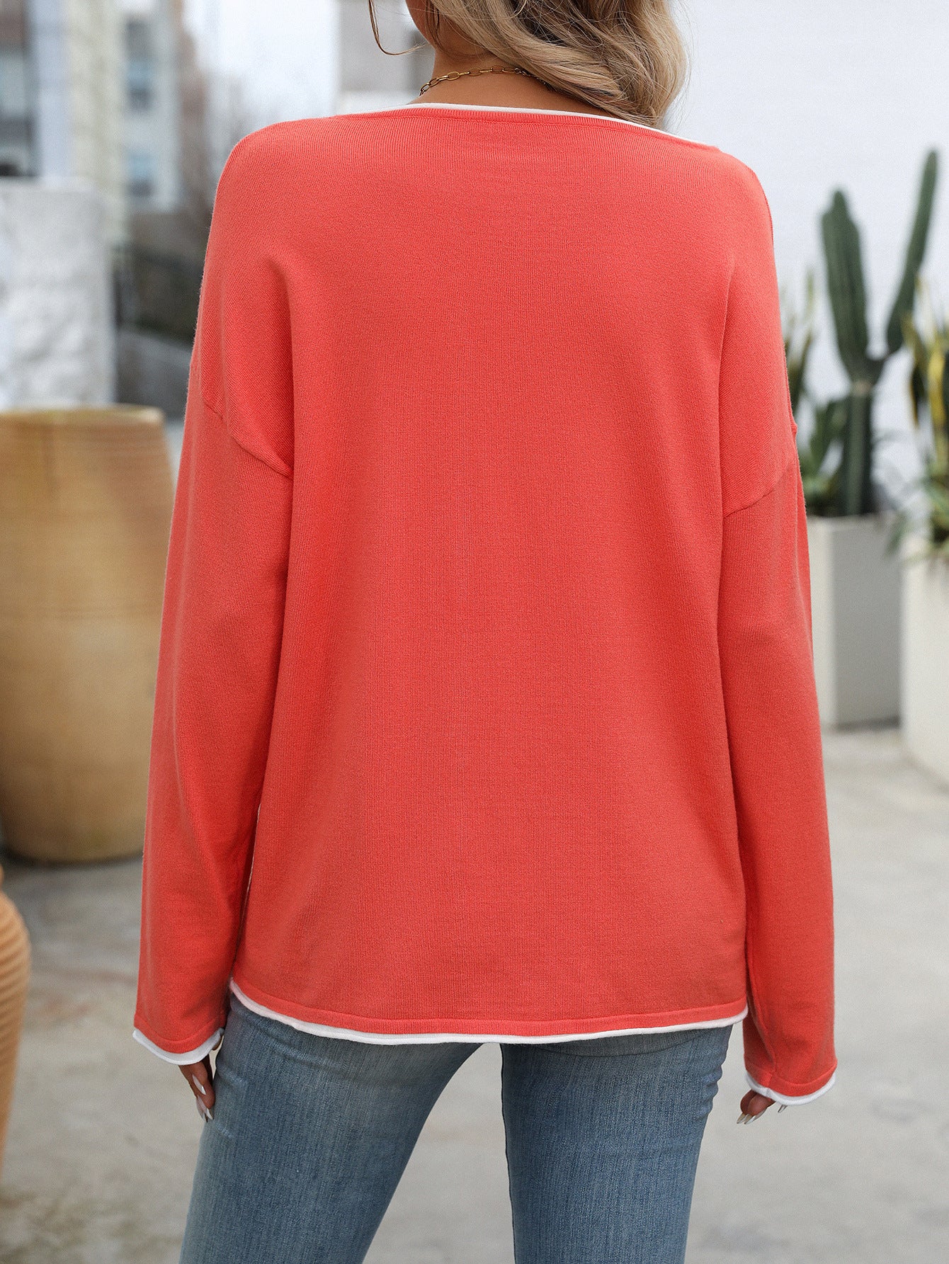 Women’s Round Neck Long Sleeve Sweater