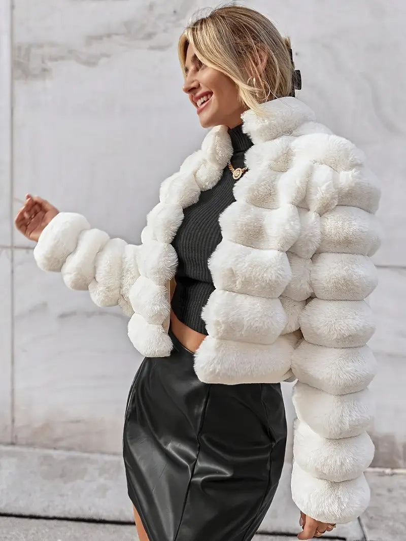 Women's Short Sophisticated Faux Fur Coat