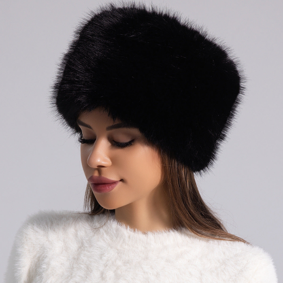 Women’s Faux Fur Bucket Hat