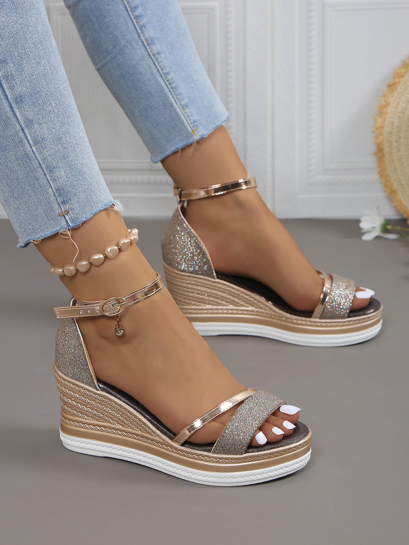 Women's Sparkly Platform Wedge Sandals