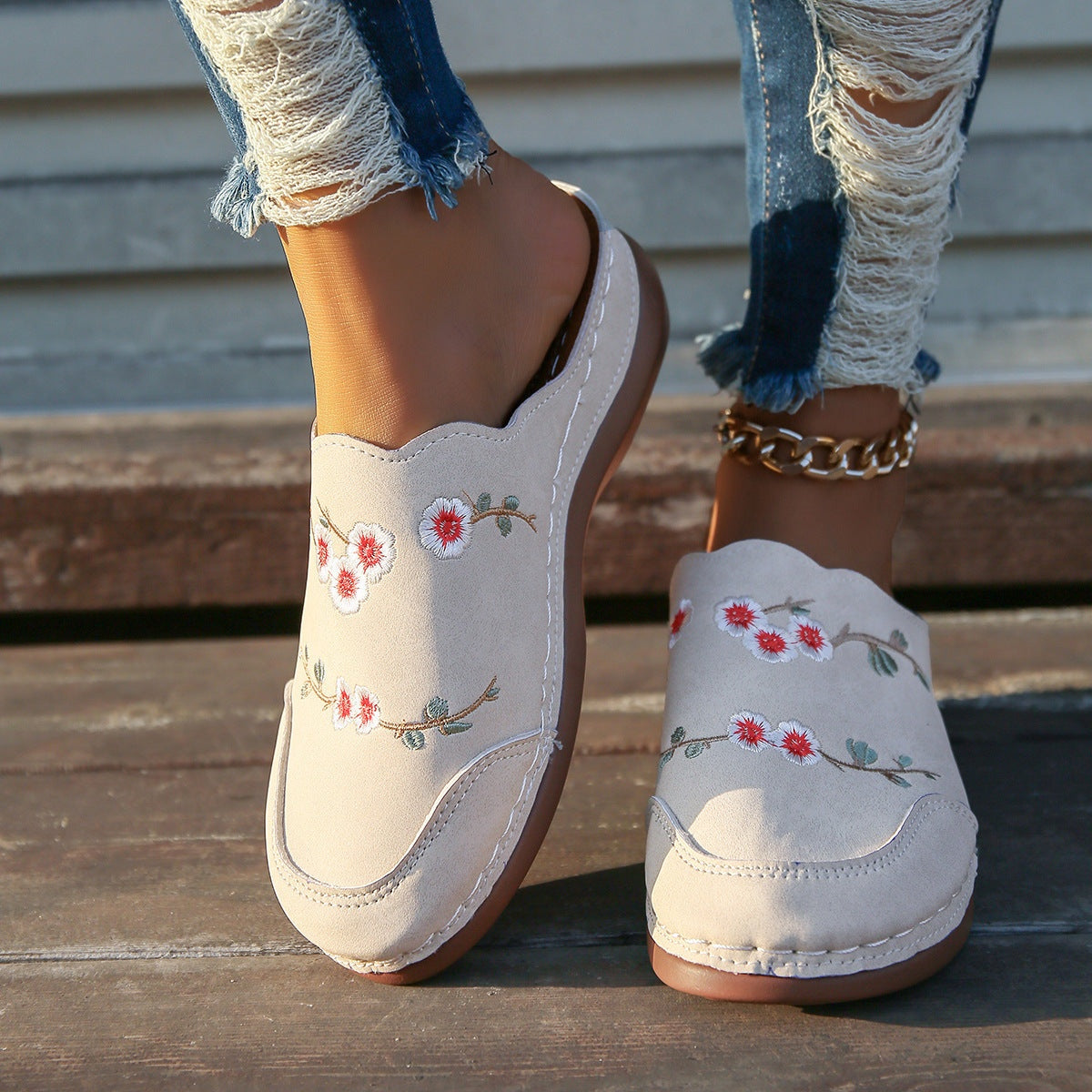 Embroidered Closed Toe Slip On Shoes