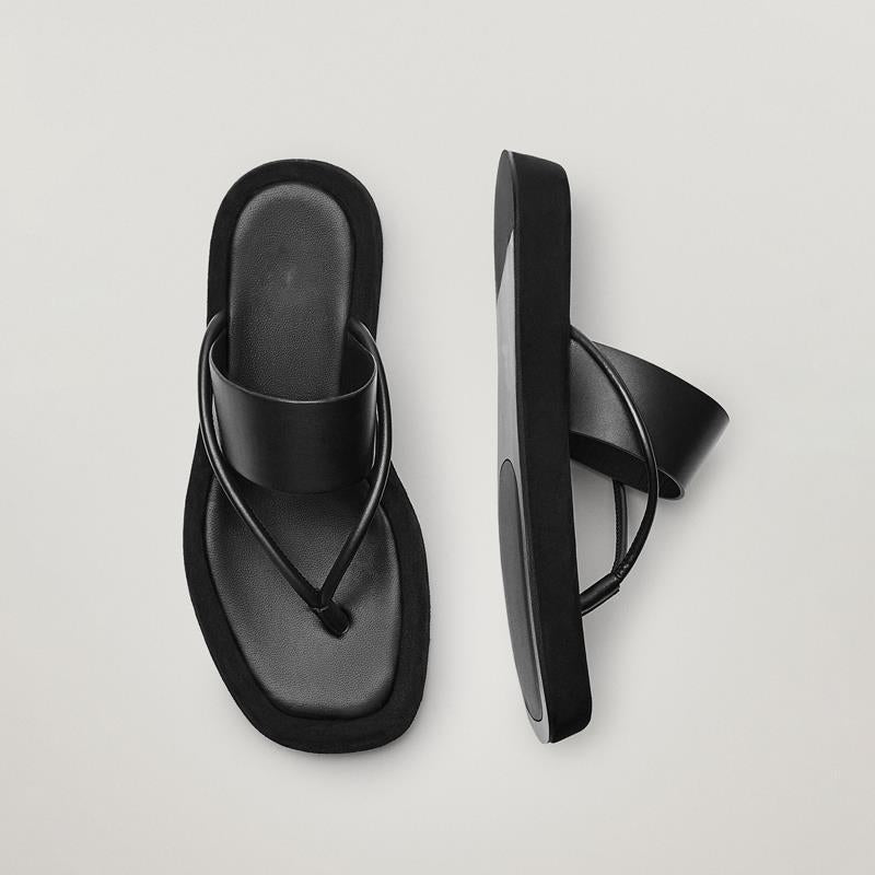 Women’s Flip Flop Sandals in 2 Colors - Wazzi's Wear