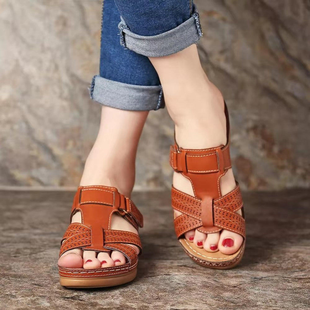 Women’s Cross-Strap Flat Heel Sandals in 5 Colors