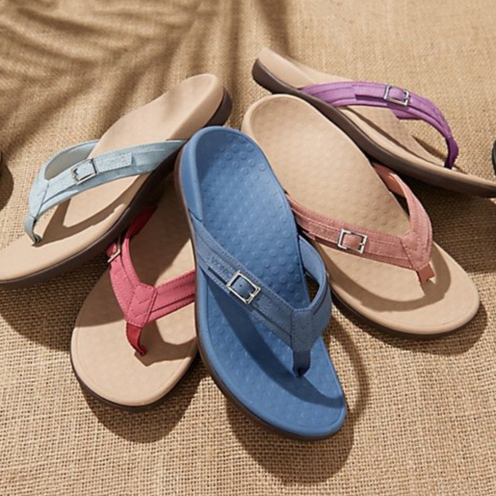 Women's PU Leather Flat Heel Flip Flops in 7 Colors
