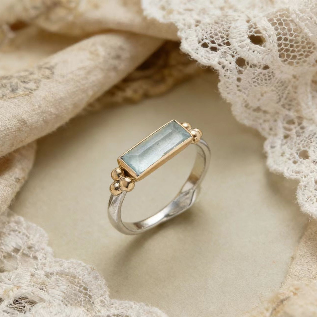 Women's Geometric Quadrilateral Diamond-Encrusted Ring