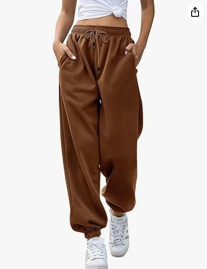 Women's Loose Fit Cuffed Sweatpants with Pockets