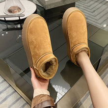 Load image into Gallery viewer, Sheepskin Fur-Lined Snow Boots - Wazzi&#39;s Wear