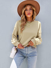 Load image into Gallery viewer, Women’s Solid Loose Fit Crewneck Sweatshirt in 4 Colors S-XL