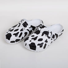 Load image into Gallery viewer, Unisex Closed Toe Slip-on-Shoes in 8 Cartoon Patterns
