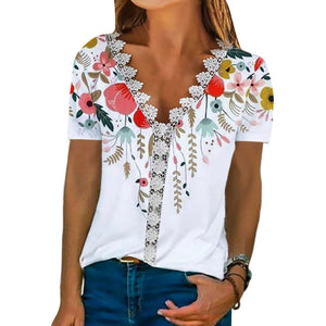 Woman’s Short Sleeve V-Neck Top with Lace Detail in 6 Patterns Sizes 4-18