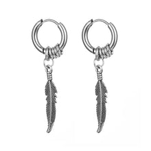 Load image into Gallery viewer, Feather Earrings in 2 Colors - Wazzi&#39;s Wear