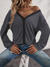Load image into Gallery viewer, Women‘s V-Neck Long Sleeve Waffle Top with Buttons in 7 Colors S-5XL - Wazzi&#39;s Wear