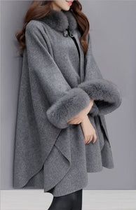 Women’s Cape Coat with Three Quarter Sleeves and Faux Fur in 2 Colors S-XXXL